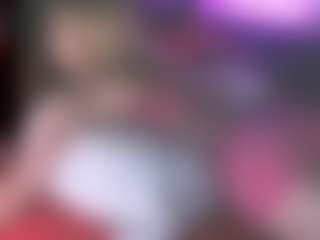 blondiewithanass's Live Sex Cam Show