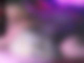 Show de câmera ao vivo com blondiewithanass - Green Eyes no Camsoda