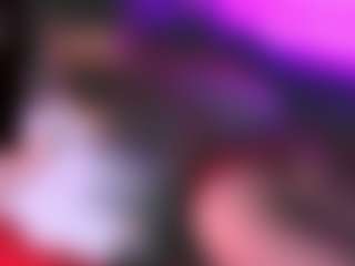 Live cam show with blondiewithanass - Oil on madthumbs