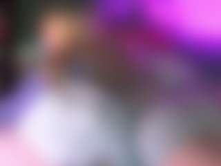 blondiewithanass's Live Sex Cam Show