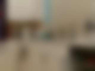 Live cam show with blondiewithanass - Small Ass on Milfs Live