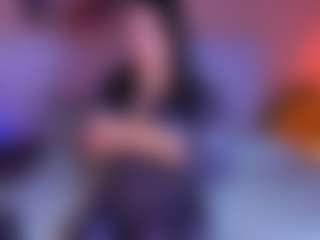 ISA MILF webcam performer live streaming