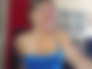 Live cam show with allofmee - Petite on fapnchat