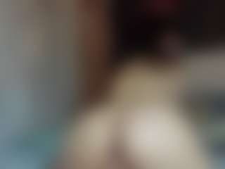 Live cam show with Martina Rossi - Oil on CSO-WL