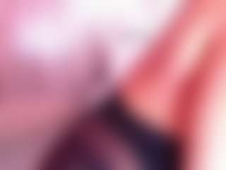Live cam show with Salome - Squirt Mature on Hubzter Live