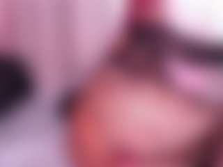 Live cam show with Salome - Public Mature on boobsie.com