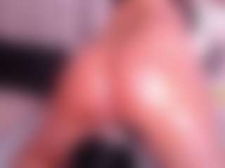 Live cam show with Salome - Erotic Dance on Fit Hotties
