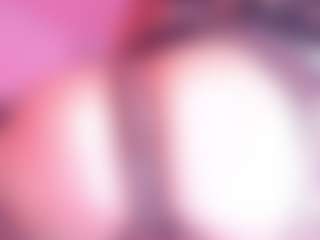 Live cam show with Salome - Cum on Milfs Live