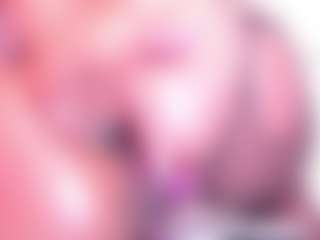 Live cam show with Salome - Public Mature on TeamSkeetLive