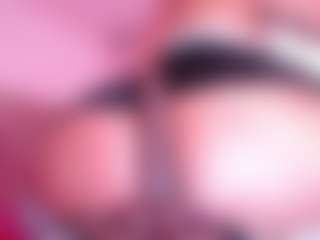 Live cam show with Salome - Public MILF on Mixed Magazine Live