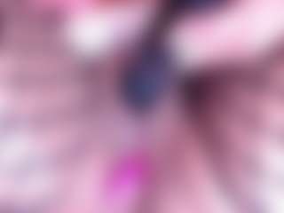 Live cam show with Salome - Oil on Camsoda