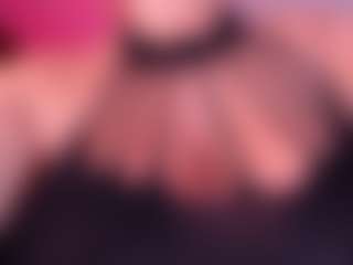 Live cam show with Salome - Public on Livezox