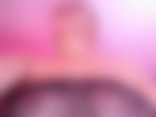 Live cam show with Salome - Mature on makecum.org