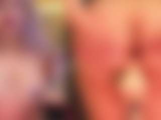 Live cam show with sara-seexy - Nipple Piercings on Cam Slut