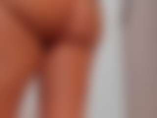 Karlyee's Live Sex Cam Show