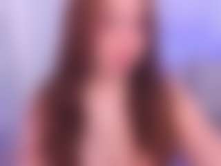 Live cam show with Taylor Brave - Thick on Latina Girls