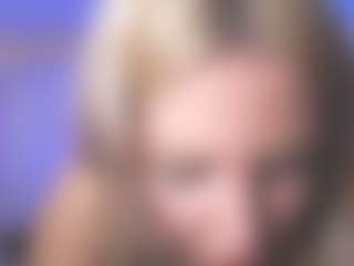 lindabeverly's Live Sex Cam Show