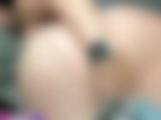 Live cam show with daliz-20 - Public Red Hair on livesuperchat.net