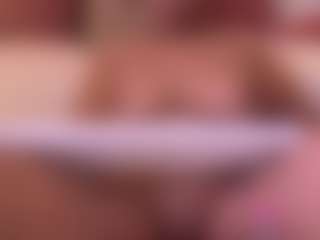 Live cam show with Aliccia - Senior on Camsoda