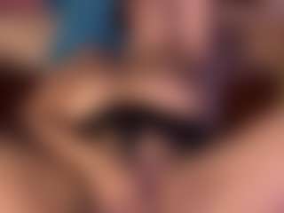 Live cam show with Aliccia - Senior on Camiplay Live