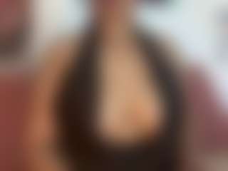 Live cam show with Aliccia - Tattoos Granny on CamSextacy
