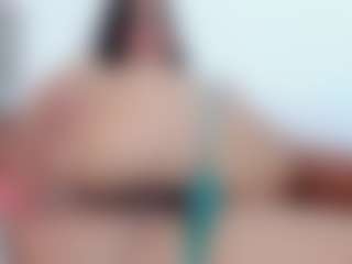 Live cam show with bonniegrace - Petite on MyBangCams