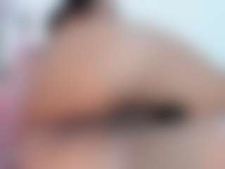 Live cam show with bonniegrace - Athletic Ebony on SinfulBabes