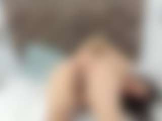 Live cam show with casey-jamess - Thin on CamClone