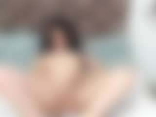 Live cam show with casey-jamess - Latina MILF on Camsoda | colombia
