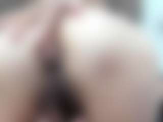 Live cam show with casey-jamess - Latina MILF on Camsoda | colombia