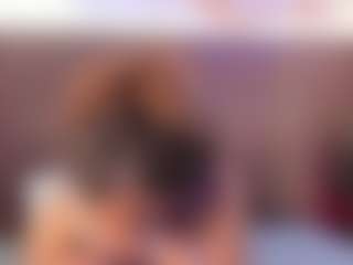 Live cam show with Mia Pineda - Black Middle Aged on SinfulBabes