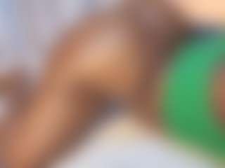Live cam show with hornyafricangirl - Creamy on Camsoda