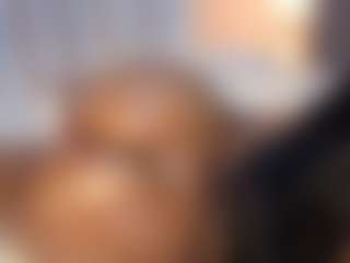 Live cam show with hornyafricangirl - Booty on Big Tits