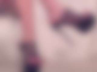 Lady-Nymph MILF webcam performer live streaming
