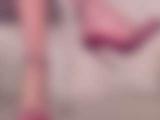 Lady-Nymph MILF webcam performer live streaming