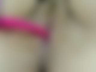 Live cam show with lexiflower1 - Belly on googirlz