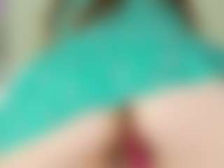 Live cam show with lexiflower1 - Belly on TastyBlacksLive