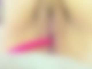 Live cam show with lexiflower1 - Belly on boobsie.com