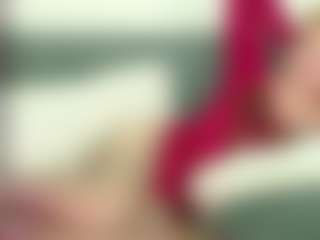 Live cam show with lexiflower1 - Bedroom Red Hair on CamwithHer