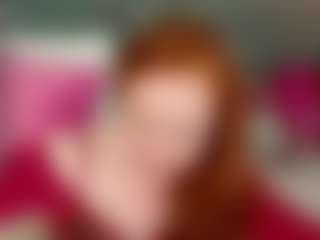 Performer in webcam MILF lexiflower1 in streaming live