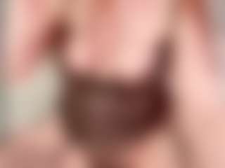 lexiflower1 MILF webcam performer live streaming