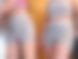 Live cam show with llovers4u2 - Blue Eyes on Camming Site