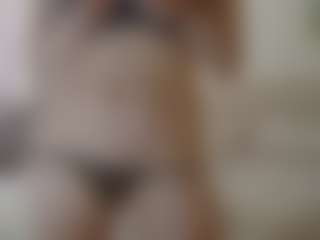 whitequeen888's Live Sex Cam Show