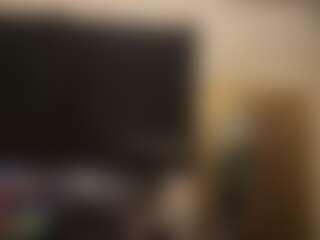 SultryRaven's Live Sex Cam Show
