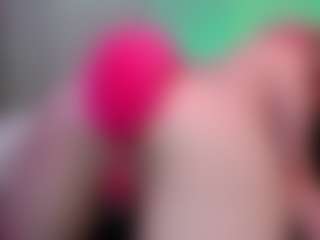 Show in cam erotica live di Switchy Kitty