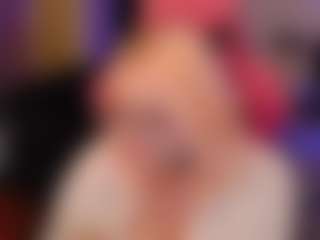 Show live cam dengan Switchy Kitty - Findomme di Camsoda