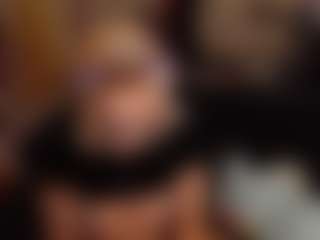 Live cam show with Switchy Kitty - Fetish on hotwifechat.live