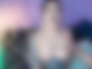 Live cam show with Charlotte - Strip Latina on Camsoda