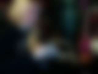 Live cam show with candismiths - Housewife on CamwithHer