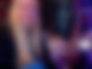 Live cam show with candismiths - Smoking on Dolls Live
